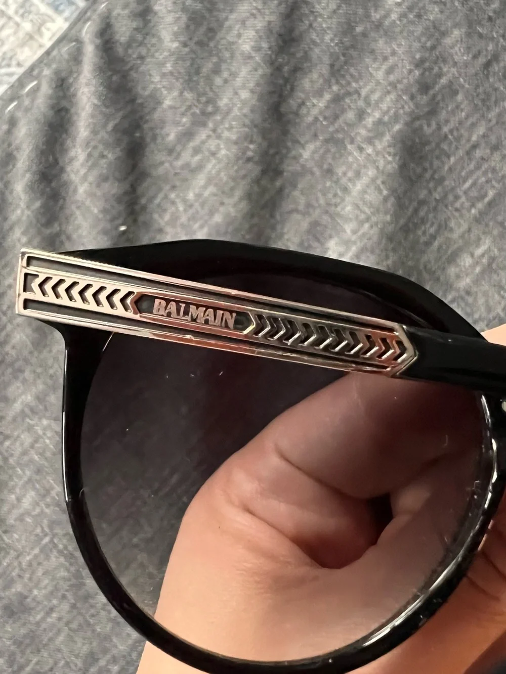 Balmain Black Round Sunglasses - Classic Style